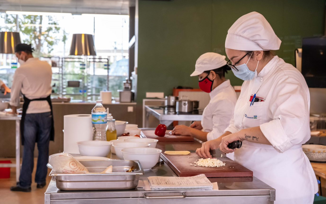 Set estudiants de cuina es disputen la candidatura al concurs Protur chef