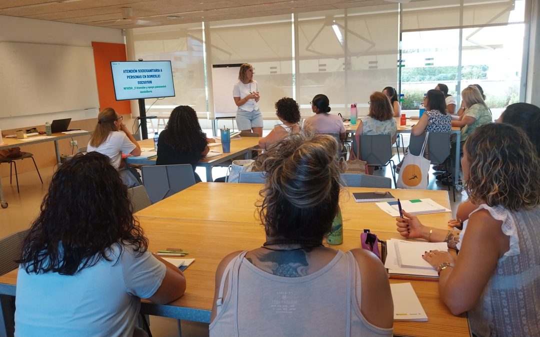 Arranca la formación en atención sociosanitaria en domicilio