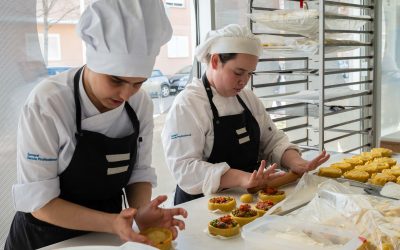 Inicio 1 Esment Alimentació y Scoolinary vuelven a ofrecer 50 becas de formación gastronómica